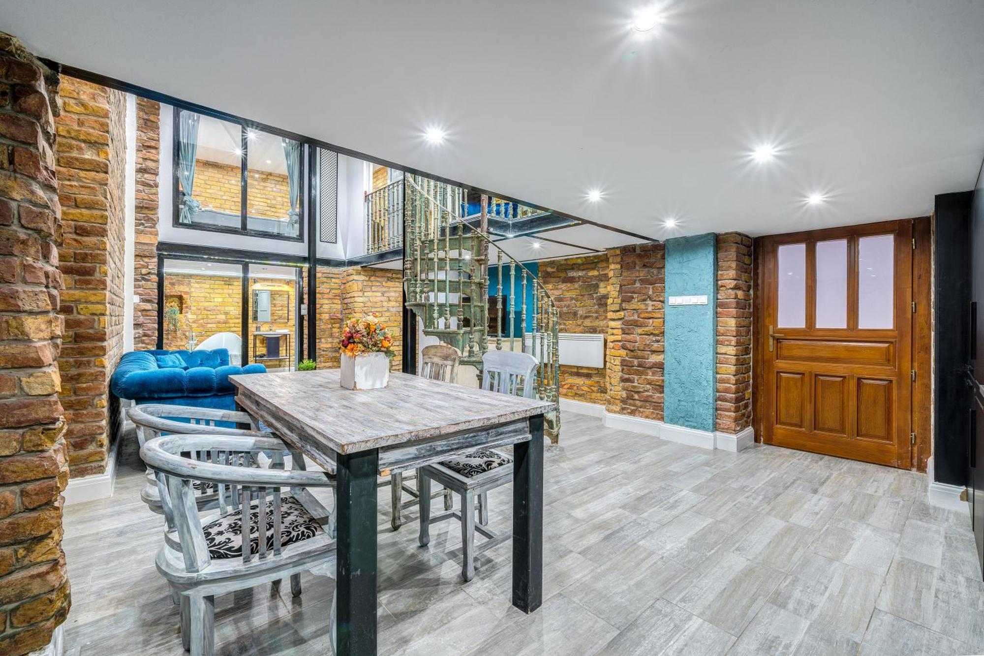 City Center Loft Haven: Modern Elegance Budapeşte Dış mekan fotoğraf