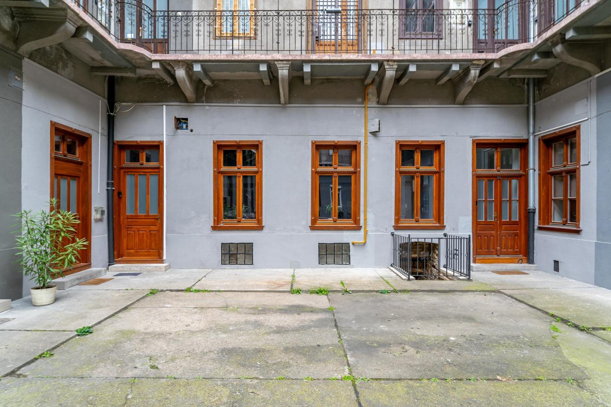 City Center Loft Haven: Modern Elegance Budapeşte Dış mekan fotoğraf